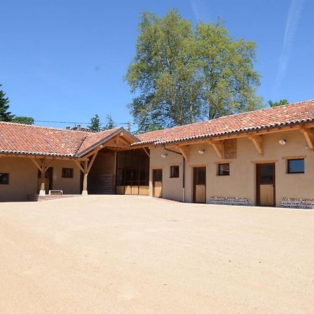 Ancien Haras Refait A Neuf A 3 Km De Vonnas Villa Luaran gambar