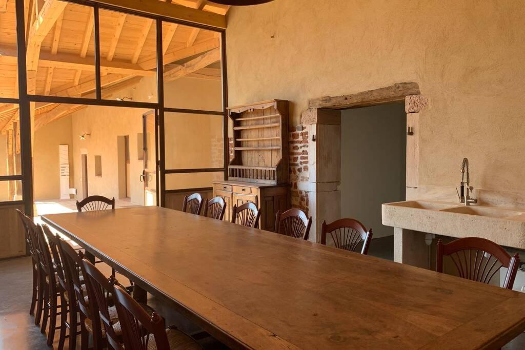 Ancien Haras Refait A Neuf A 3 Km De Vonnas Villa Luaran gambar